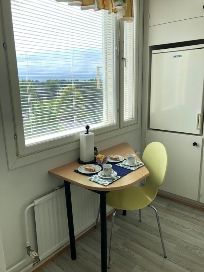 Lovely Apartment Within Walking Distance -Centre Pori Exteriér fotografie